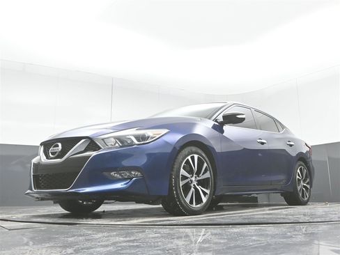 Used 2018 Nissan Maxima 3.5 SV image 29