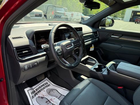 Used 2026 GMC Terrain AT4 AWD/4WD image 13
