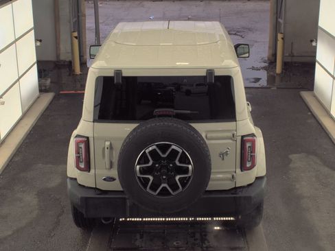 Used 2025 Ford Bronco Outer Banks image 17