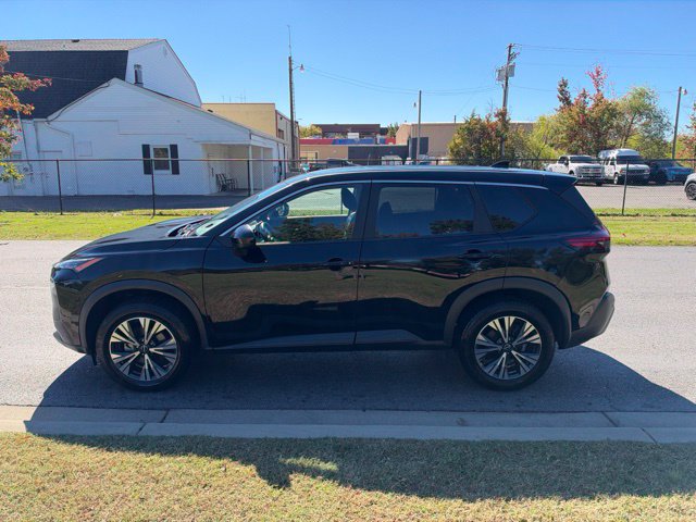 Used 2023 Nissan Rogue SV FWD image 28