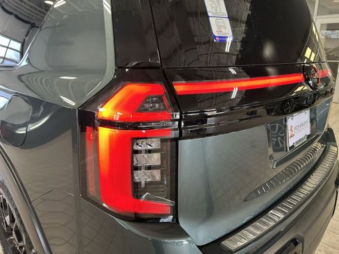 New 2026 Nissan Armada PRO-4X image 22