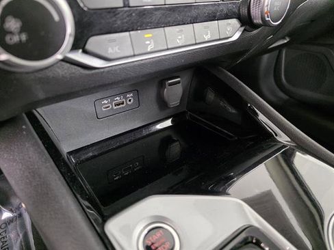 Used 2024 Nissan Altima 2.5 SV FWD image 37