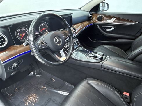Used 2018 Mercedes-Benz E 300 image 12