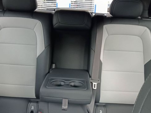 Used 2024 Chevrolet Equinox EV LT FWD image 24