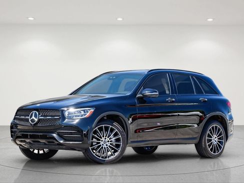 Certified 2022 Mercedes-Benz GLC 300 image 2