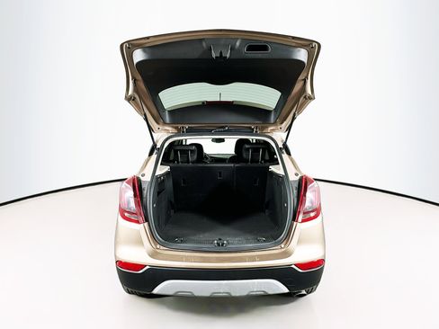 Used 2018 Buick Encore Preferred image 27