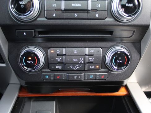 Used 2017 Ford F350 King Ranch w/ King Ranch Ultimate Package image 39