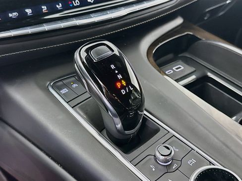 Used 2024 Cadillac Escalade Sport Platinum AWD/4WD image 20