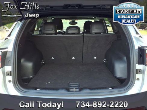Certified 2025 Jeep Compass Limited AWD/4WD image 10