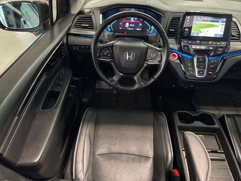 Used 2022 Honda Odyssey Elite image 6
