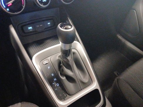 New 2026 Hyundai Venue SE image 19