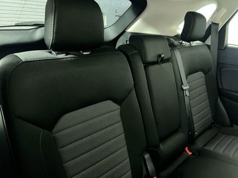 Used 2022 Ford Edge SE w/ Black Appearance Package image 33