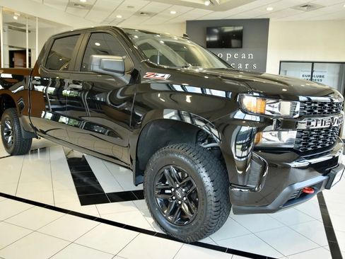 Used 2021 Chevrolet Silverado 1500 Custom Trail Boss w/ Safety Confidence Package AWD/4WD image 1