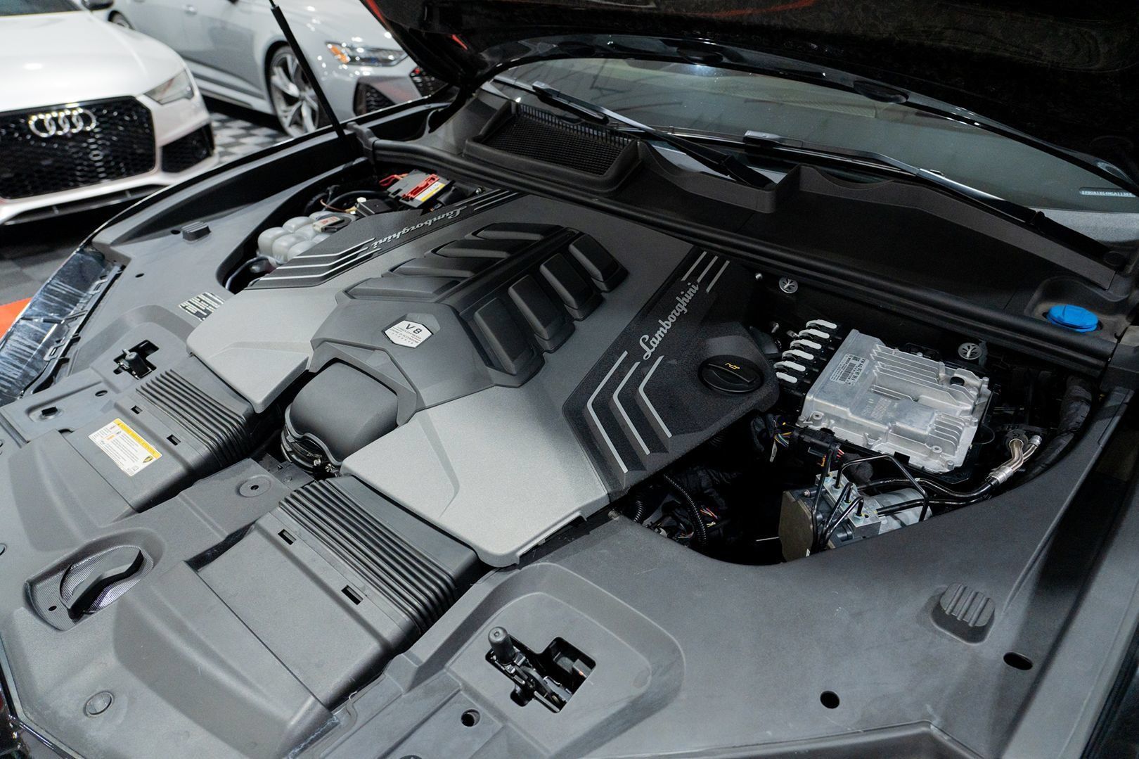 Used 2021 Lamborghini Urus AWD/4WD image 79