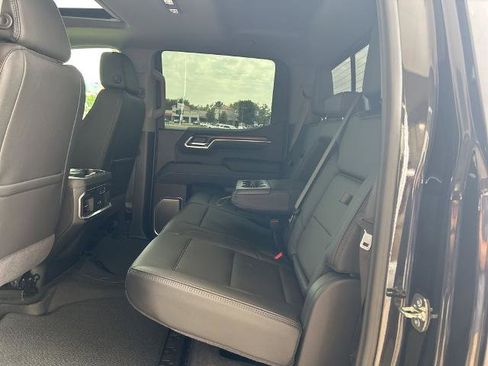 Used 2026 GMC Sierra 1500 Denali AWD/4WD image 9