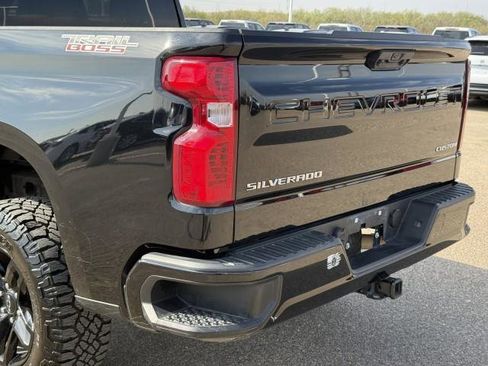 Used 2023 Chevrolet Silverado 1500 Custom Trail Boss image 16