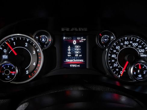 Used 2024 RAM 2500 Big Horn w/ Off Road Package AWD/4WD image 20