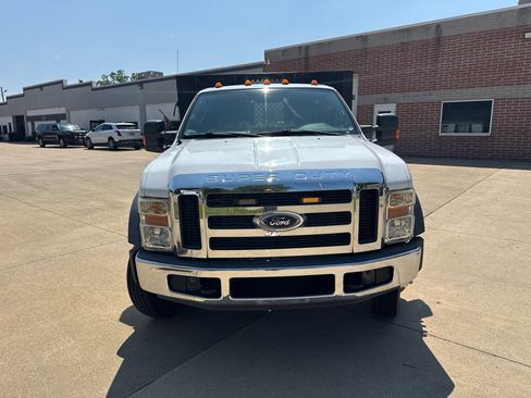 Used 2008 Ford F450 4x4 Regular Cab Super Duty image 2