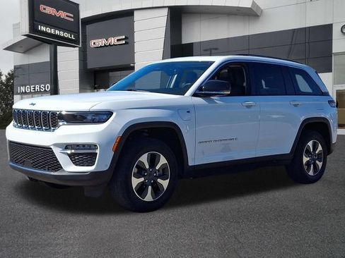 Used 2023 Jeep Grand Cherokee 4WD 4xe w/ Luxury Tech Group II image 33