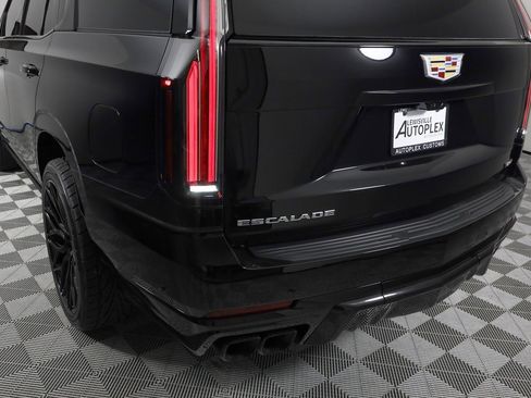 Used 2025 Cadillac Escalade V image 54