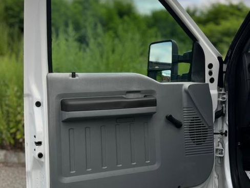 Used 2014 Ford F250 XL image 29