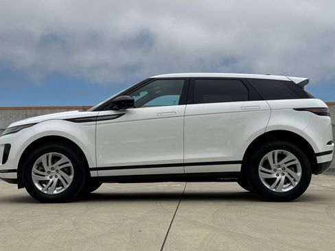 Used 2024 Land Rover Range Rover Evoque S AWD/4WD image 2