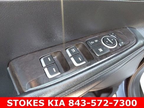 Used 2016 Kia Sorento LX w/ LX Convenience Package FWD image 18