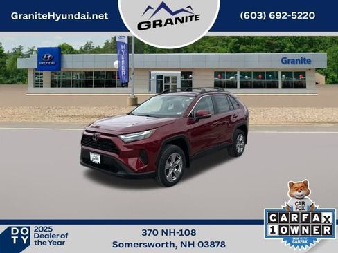 Used 2022 Toyota RAV4 XLE w/ Convenience Package image 1