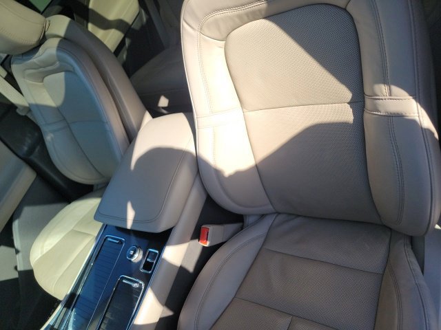 Certified 2023 Lincoln Aviator Reserve w/ Elements Package Plus AWD/4WD image 31