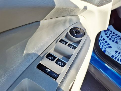 Certified 2019 Ford Escape Titanium image 21