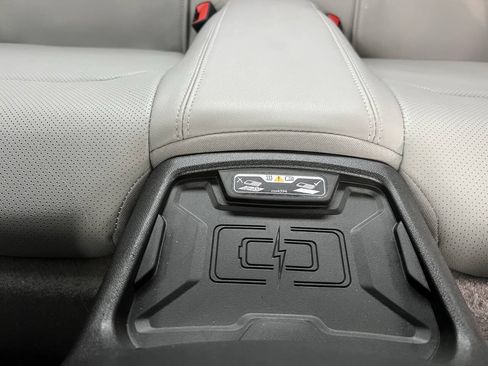 Used 2016 Chevrolet Camaro LT RWD image 26