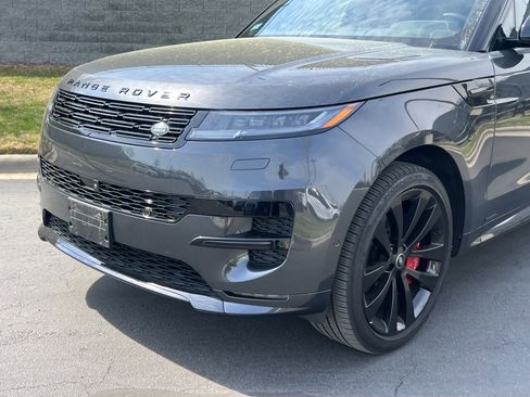 Used 2025 Land Rover Range Rover Sport Autobiography image 30