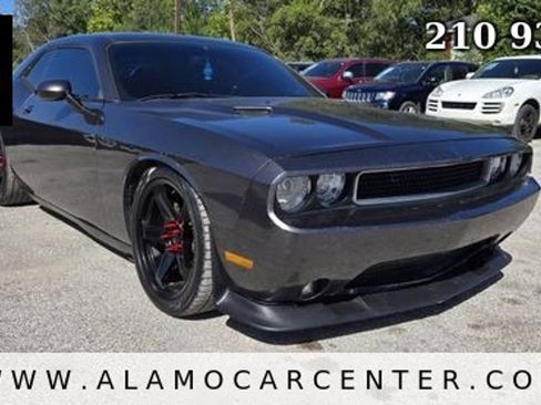 Used 2014 Dodge Challenger SXT w/ Super Sport Group (SS/T) RWD image 7