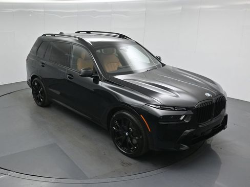 Used 2026 BMW X7 xDrive40i w/ Executive Package AWD/4WD image 41