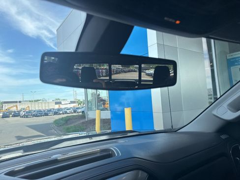 Used 2019 Chevrolet Silverado 1500 LT w/ All-Star Edition AWD/4WD image 29