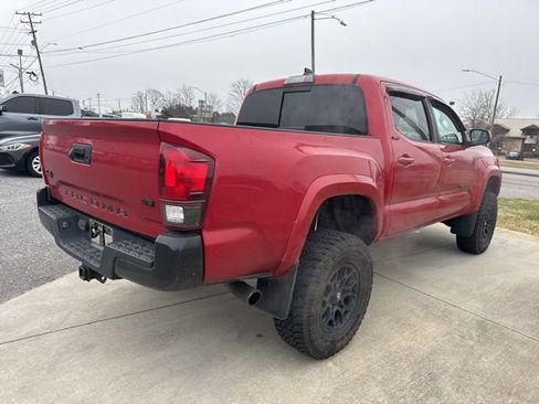 Used 2019 Toyota Tacoma SR5 image 13