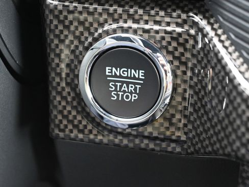 New 2025 Ford F150 Lariat w/ Equipment Group 502A High image 19