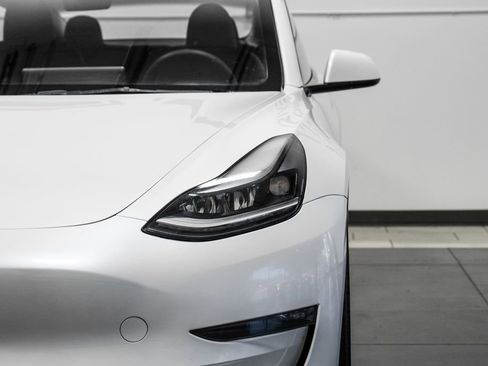 Used 2023 Tesla Model 3 Performance image 50