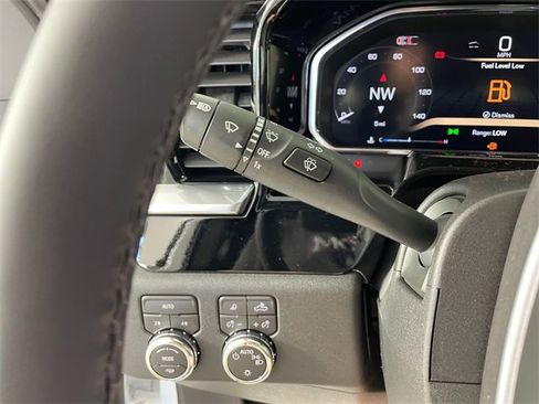 New 2026 GMC Sierra 1500 SLE w/ Preferred Package image 11