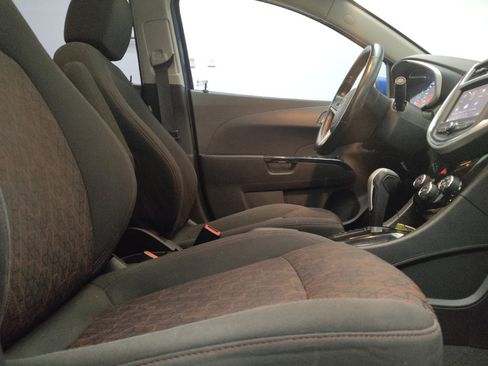 Used 2018 Chevrolet Sonic LT w/ Fun and Sun With RS Package FWD image 21