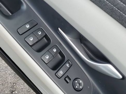 Certified 2025 Hyundai Elantra Limited FWD image 20