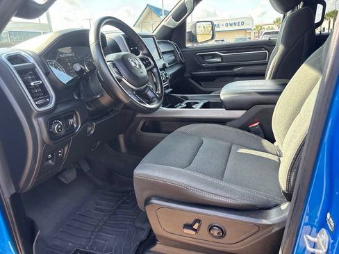 Used 2022 RAM 1500 Big Horn AWD/4WD image 16