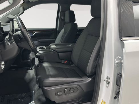 Used 2022 GMC Sierra 1500 SLE image 19