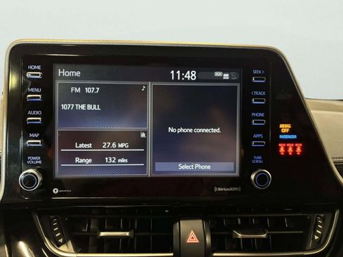 Used 2020 Toyota C-HR LE image 31