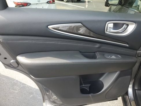 Used 2018 INFINITI QX60 FWD w/ Premium Plus Package image 7