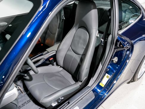 Used 2006 Porsche 911 Carrera S RWD image 18