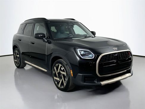Used 2025 MINI Cooper Countryman S w/ Comfort Package Max AWD/4WD image 3