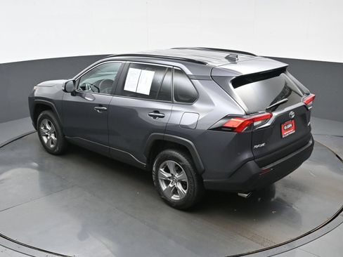 Used 2024 Toyota RAV4 XLE FWD image 38