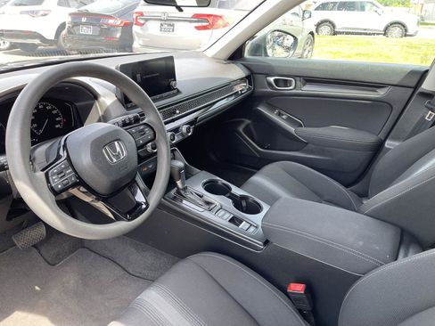 Used 2023 Honda Civic LX image 4