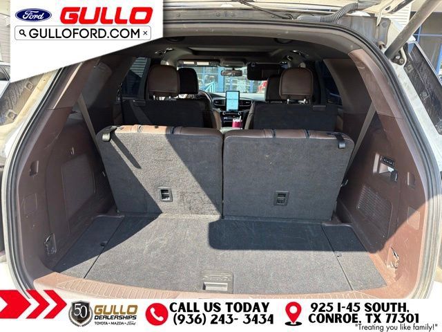 Used 2021 Ford Explorer King Ranch w/ Premium Technology Package RWD image 8